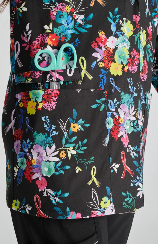 Cherokee Women's Warm Up Hopeful Bouquets Print Jacket - Image 7